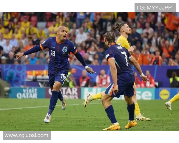 荷兰足球队七十年代黄金一代球星传奇与战术创新探析 荷兰足球队七十年代黄金一代球星传奇与战术创新探析